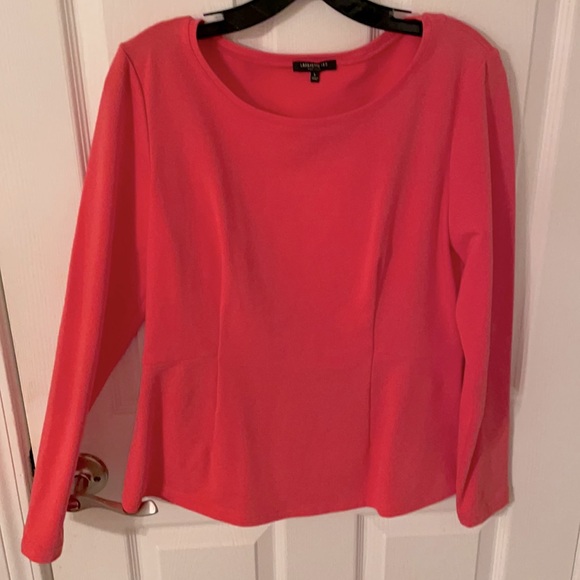 Coral long sleeved fitted top, stretchy,size L,$25 - Picture 1 of 5